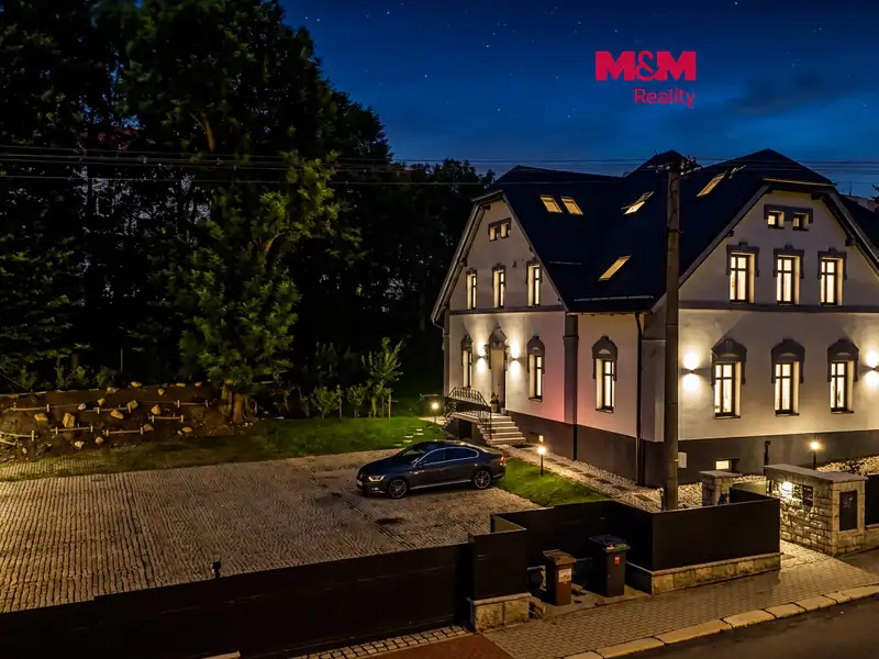 Prodej bytu 2+kk 100 m²